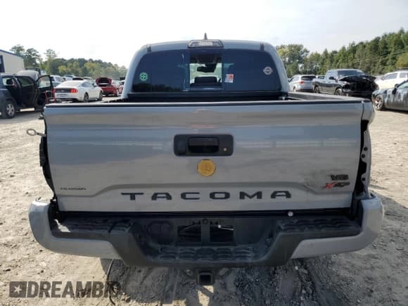 ✅ 2019 Toyota Tacoma TRD Sport • VIN: 3TMAZ5CN7KM080878 • Lot: 80464265. Wystawiony na Copart z przebiegiem 59 444 mil. Bezpłatny archiwum sprzedaży aukcyjnych z USA i szczegółowy raport historii pojazdu na DreamBid. Zdjęcie 6.