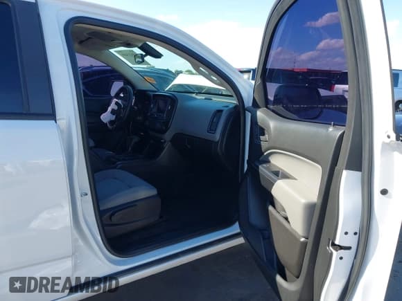 ✅ 2021 Chevrolet Colorado 2WD Work Truck • VIN: 1GCGSBEN0M1100334 • Лот: 43433489. Опубликован ранее на IAAI с пробегом 87 605 миль. Бесплатный доступ к архиву аукционных продаж из США и подробный отчёт об истории автомобиля на DreamBid. Изображение 5.