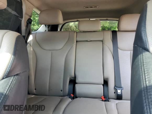 2019 Hyundai Santa Fe Ultimate z VIN 5NMS53AD3KH004785, wystawiony jako Copart lot #62736825 z przebiegiem 73 413 mil mil oraz Szkoda całkowita • Salvage title. Historia ofert i sprzedaży dostępna na DreamBid. Obrazek 10.