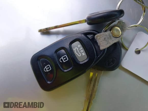 ✅ 2012 Hyundai Elantra GLS • VIN: KMHDH4AE9CU194841 • Лот: 43546678. Опубликован ранее на IAAI с пробегом 143 829 миль. Бесплатный доступ к архиву аукционных продаж из США и подробный отчёт об истории автомобиля на DreamBid. Изображение 11.