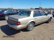 ✅ 1996 Buick Century Special SJ • VIN: 1G4AG55M8T6412611 • Lot: 41729090. Wystawiony na IAAI z przebiegiem 208 647 mil. Bezpłatny archiwum sprzedaży aukcyjnych z USA i szczegółowy raport historii pojazdu na DreamBid. Zdjęcie 4.