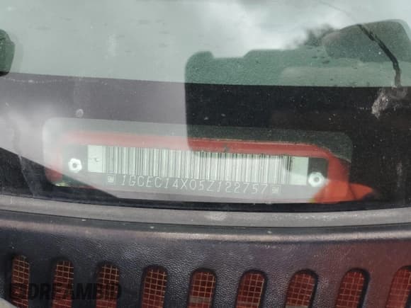 ✅ 2005 Chevrolet Silverado 1500 Work Truck • VIN: 1GCEC14X05Z122757 • Лот: 74689024. Опубликован ранее на Copart с пробегом 245 365 миль. Бесплатный доступ к архиву аукционных продаж из США и подробный отчёт об истории автомобиля на DreamBid. Изображение 12.