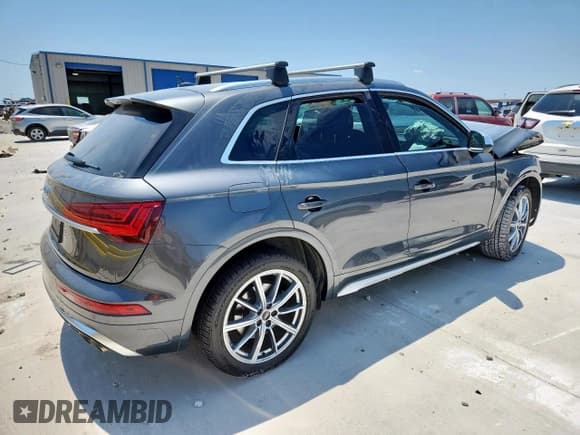 ✅ 2022 Audi SQ5 Premium • VIN: WA1A4AFY2N2103115 • Lot: 68171305. Wystawiony na Copart z przebiegiem Nie podano. Bezpłatny archiwum sprzedaży aukcyjnych z USA i szczegółowy raport historii pojazdu na DreamBid. Zdjęcie 3.