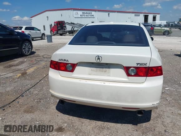 ✅ 2006 Acura TSX • VIN: JH4CL968X6C039870 • Lot: 43040175. Listed on IAAI with 205,786 mi. Free auction sales archive from the USA and detailed vehicle history report at DreamBid. Image 16.