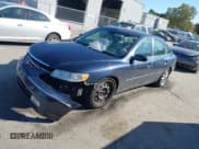 ✅ 2006 Hyundai Azera SE • VIN: KMHFC46F26A048795 • Lot: 43503382. Listed on IAAI with 172,785 mi. Free auction sales archive from the USA and detailed vehicle history report at DreamBid. Image 2.