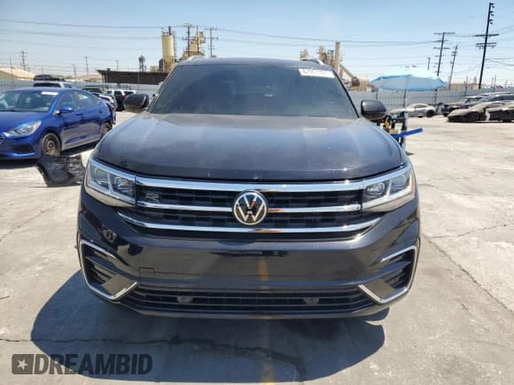 ✅ 2021 Volkswagen Atlas SE • VIN: 1V2PE2CA4MC224391 • Lot: 67951355. Listed on Copart with 60,596 mi. Free auction sales archive from the USA and detailed vehicle history report at DreamBid. Image 5.