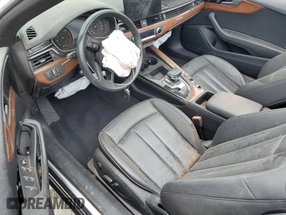 ✅ 2022 Audi A5 Cabriolet Premium • VIN: WAU2AGF52NN004219 • Лот: 55830285. Опубликован ранее на Copart с пробегом Не указан. Бесплатный доступ к архиву аукционных продаж из США и подробный отчёт об истории автомобиля на DreamBid. Изображение 8.