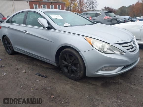 ✅ 2011 Hyundai Sonata Limited • VIN: 5NPEC4AC4BH235603 • Лот: 43550111. Опубликован ранее на IAAI с пробегом 198 119 миль. Бесплатный доступ к архиву аукционных продаж из США и подробный отчёт об истории автомобиля на DreamBid. Изображение 1.
