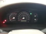 ✅ 2004 Kia Sorento LX • VIN: KNDJC733745212039 • Лот: 52419985. Опубликован ранее на Copart с пробегом 94 279 миль. Бесплатный доступ к архиву аукционных продаж из США и подробный отчёт об истории автомобиля на DreamBid. Изображение 9.