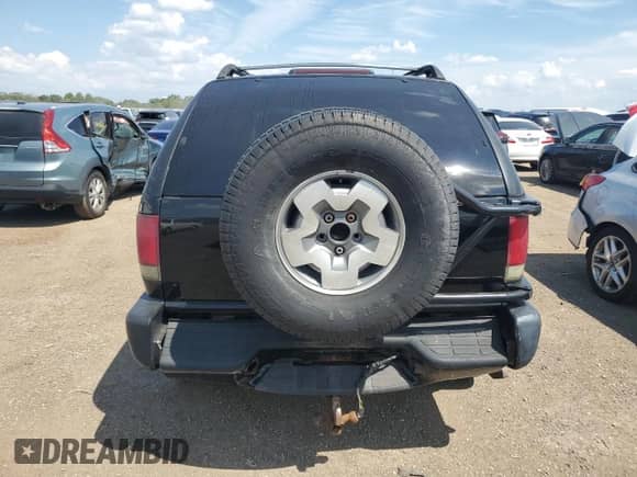 2005 Chevrolet Blazer LS with VIN 1GNCT18X45K101945, listed as a Copart auction lot 62762255 with 160,212 mi miles and Salvage title. Bid and sale history available at DreamBid. Image 6.