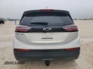 ✅ 2023 Chevrolet Bolt EV 1LT • VIN: 1G1FW6S07P4149476 • Лот: 55902035. Опубликован ранее на Copart с пробегом 18 035 миль. Бесплатный доступ к архиву аукционных продаж из США и подробный отчёт об истории автомобиля на DreamBid. Изображение 6.