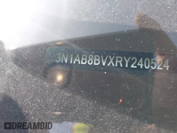 ✅ 2024 Nissan Sentra S • VIN: 3N1AB8BVXRY240524 • Lot: 43519731. Listed on IAAI with 72,539 mi. Free auction sales archive from the USA and detailed vehicle history report at DreamBid. Image 9.