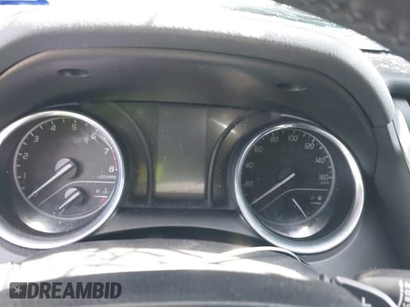 ✅ 2019 Toyota Camry LE • VIN: 4T1B11HK0KU690552 • Lot: 43219628. Wystawiony na IAAI z przebiegiem 98 600 mil. Bezpłatny archiwum sprzedaży aukcyjnych z USA i szczegółowy raport historii pojazdu na DreamBid. Zdjęcie 7.