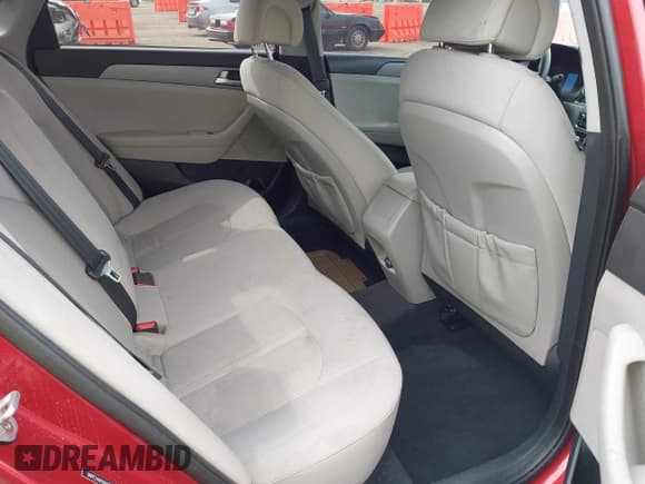 ✅ 2016 Hyundai Sonata SE • VIN: 5NPE24AF0GH360568 • Лот: 43377247. Опубликован ранее на IAAI с пробегом 80 329 миль. Бесплатный доступ к архиву аукционных продаж из США и подробный отчёт об истории автомобиля на DreamBid. Изображение 8.