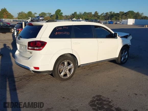 ✅ 2017 Dodge Journey Crossroad Plus • VIN: 3C4PDCGG0HT613970 • Лот: 43336480. Опубликован ранее на IAAI с пробегом 82 214 миль. Бесплатный доступ к архиву аукционных продаж из США и подробный отчёт об истории автомобиля на DreamBid. Изображение 4.