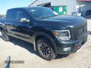 ✅ 2020 Nissan Titan SL • VIN: 1N6AA1ED3LN507305 • Lot: 42041640. Wystawiony na IAAI z przebiegiem 100 516 mil. Bezpłatny archiwum sprzedaży aukcyjnych z USA i szczegółowy raport historii pojazdu na DreamBid. Zdjęcie 1.