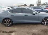 ✅ 2023 Volvo S60 • VIN: 7JRL12FA3PG255590 • Lot: 41528761. Wystawiony na IAAI z przebiegiem 44 289 mil. Bezpłatny archiwum sprzedaży aukcyjnych z USA i szczegółowy raport historii pojazdu na DreamBid. Zdjęcie 13.
