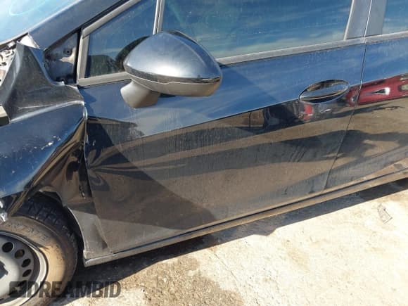 ✅ 2018 Chevrolet Cruze LS • VIN: 1G1BC5SM8J7135435 • Lot: 42811499. Listed on IAAI with 116,382 mi. Free auction sales archive from the USA and detailed vehicle history report at DreamBid. Image 6.