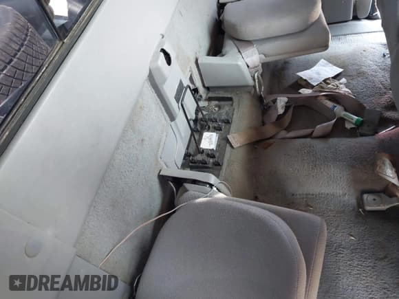 ✅ 1998 Ford Ranger XL • VIN: 1FTZR15X3WPB29746 • Lot: 43160002. Listed on IAAI with 124,899 mi. Free auction sales archive from the USA and detailed vehicle history report at DreamBid. Image 8.