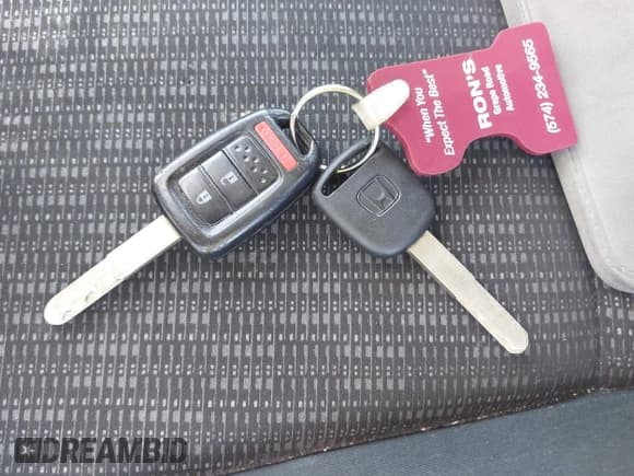 ✅ 2015 Honda Fit LX • VIN: 3HGGK5H56FM712266 • Lot: 42378228. Listed on IAAI with 140,423 mi. Free auction sales archive from the USA and detailed vehicle history report at DreamBid. Image 11.