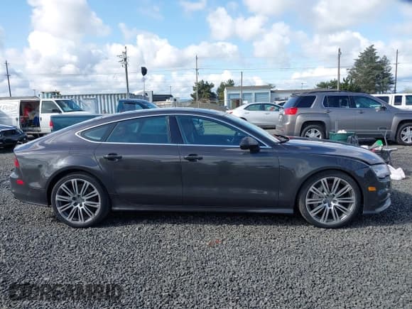 ✅ 2012 Audi A7 Prestige • VIN: WAU2GAFC0CN073224 • Лот: 41942757. Опубликован ранее на IAAI с пробегом 98 509 миль. Бесплатный доступ к архиву аукционных продаж из США и подробный отчёт об истории автомобиля на DreamBid. Изображение 13.