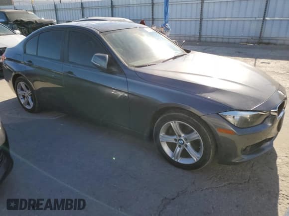 ✅ 2013 BMW 3 Series 328i • VIN: WBA3A5C58DF602806 • Lot: 82624635. Listed on Copart with 127,182 mi. Free auction sales archive from the USA and detailed vehicle history report at DreamBid. Image 4.