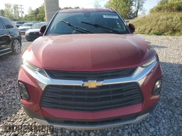 ✅ 2021 Chevrolet Blazer LT • VIN: 3GNKBCR47MS524424 • Lot: 81832815. Wystawiony na Copart z przebiegiem Nie podano. Bezpłatny archiwum sprzedaży aukcyjnych z USA i szczegółowy raport historii pojazdu na DreamBid. Zdjęcie 5.