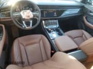 ✅ 2019 Audi Q8 Prestige • VIN: WA1CVBF18KD021940 • Lot: 42764285. Wystawiony na Copart z przebiegiem 66 927 mil. Bezpłatny archiwum sprzedaży aukcyjnych z USA i szczegółowy raport historii pojazdu na DreamBid. Zdjęcie 8.