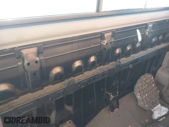 ✅ 2003 Toyota Tacoma • VIN: 5TENL42NX3Z146598 • Lot: 43829316. Listed on IAAI with 223,434 mi. Free auction sales archive from the USA and detailed vehicle history report at DreamBid. Image 8.