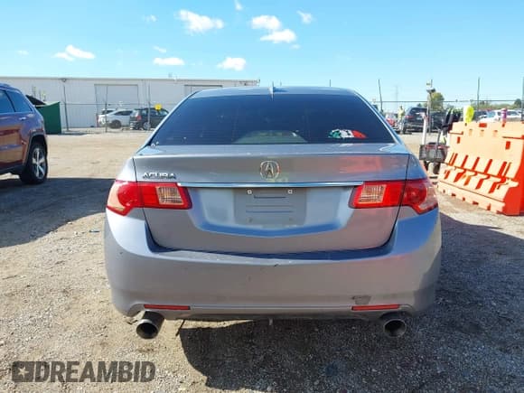 ✅ 2013 Acura TSX • VIN: JH4CU2F41DC009817 • Lot: 43391455. Listed on IAAI with 192,905 mi. Free auction sales archive from the USA and detailed vehicle history report at DreamBid. Image 16.