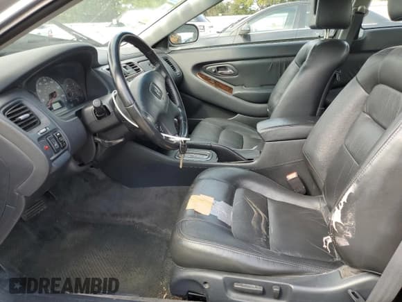 ✅ 2002 Honda Accord EX • VIN: 1HGCG32562A016141 • Lot: 81602805. Listed on Copart with 103,347 mi. Free auction sales archive from the USA and detailed vehicle history report at DreamBid. Image 7.