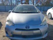✅ 2013 Toyota Prius One • VIN: JTDKDTB31D1052758 • Lot: 43727181. Wystawiony na IAAI z przebiegiem 200 830 mil. Bezpłatny archiwum sprzedaży aukcyjnych z USA i szczegółowy raport historii pojazdu na DreamBid. Zdjęcie 6.