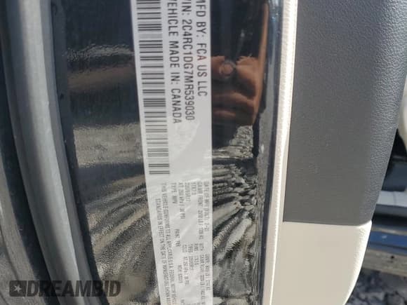 ✅ 2021 Chrysler Voyager LXi • VIN: 2C4RC1DG7MR539030 • Lot: 71659124. Wystawiony na Copart z przebiegiem 82 816 mil. Bezpłatny archiwum sprzedaży aukcyjnych z USA i szczegółowy raport historii pojazdu na DreamBid. Zdjęcie 13.