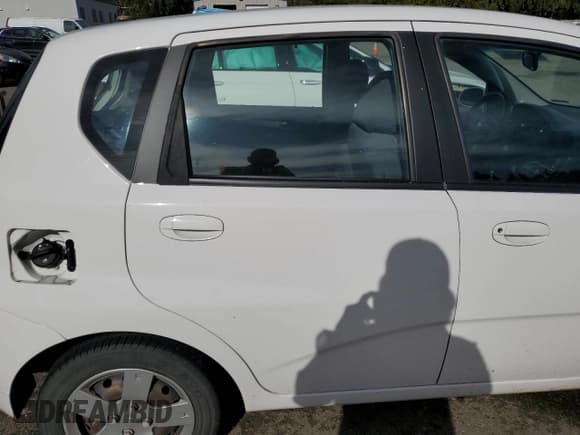 ✅ 2010 Chevrolet Aveo 1LT • VIN: KL1TD6DE6AB090892 • Лот: 46935725. Опубликован ранее на Copart с пробегом 82 632 миль. Бесплатный доступ к архиву аукционных продаж из США и подробный отчёт об истории автомобиля на DreamBid. Изображение 11.