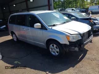 2012 Dodge Grand Caravan SXT z VIN 2C4RDGCG9CR357748, wystawiony jako IAAI lot #43318031 z przebiegiem 79 308 mil mil oraz . Historia ofert i sprzedaży dostępna na DreamBid. Obrazek 1.