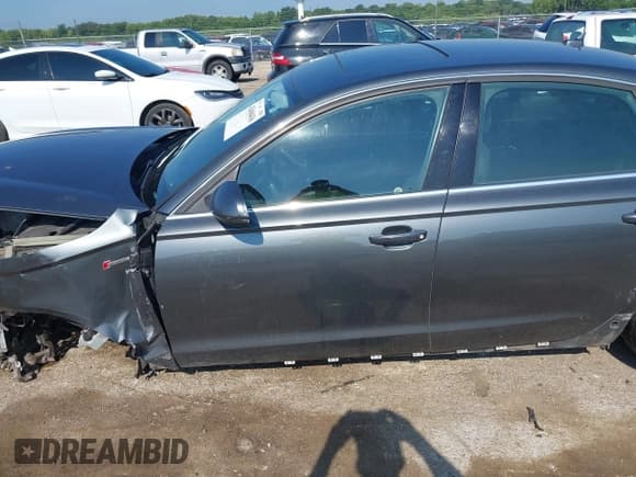 ✅ 2014 Audi A6 Prestige • VIN: WAUHGAFC6EN002008 • Lot: 42668436. Listed on IAAI with 90,661 mi. Free auction sales archive from the USA and detailed vehicle history report at DreamBid. Image 6.