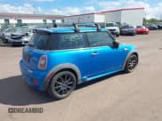 ✅ 2008 MINI Hardtop S • VIN: WMWMF73518TT86953 • Лот: 43111985. Опубликован ранее на IAAI с пробегом 107 513 миль. Бесплатный доступ к архиву аукционных продаж из США и подробный отчёт об истории автомобиля на DreamBid. Изображение 4.