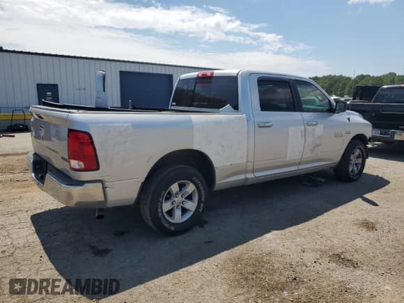 ✅ 2018 Ram 1500 SLT • VIN: 1C6RR6TT5JS149264 • Лот: 69985455. Опубликован ранее на Copart с пробегом 145 073 миль. Бесплатный доступ к архиву аукционных продаж из США и подробный отчёт об истории автомобиля на DreamBid. Изображение 3.