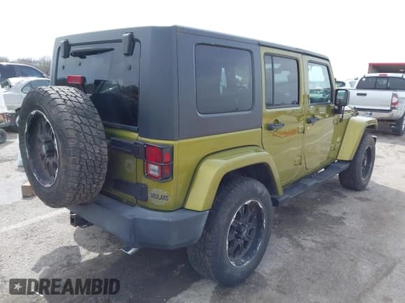 ✅ 2007 Jeep Wrangler Unlimited Sahara • VIN: 1J8GA59167L161894 • Lot: 41856064. Listed on IAAI with 122,714 mi. Free auction sales archive from the USA and detailed vehicle history report at DreamBid. Image 4.