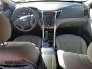 ✅ 2014 Hyundai Sonata GLS • VIN: 5NPEB4AC6EH929149 • Lot: 90303015. Wystawiony na Copart z przebiegiem 162 454 mil. Bezpłatny archiwum sprzedaży aukcyjnych z USA i szczegółowy raport historii pojazdu na DreamBid. Zdjęcie 8.