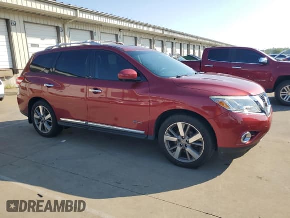 ✅ 2014 Nissan Pathfinder SV Hybrid • VIN: 5N1CR2MM8EC648361 • Lot: 69204325. Listed on Copart with 190,048 mi. Free auction sales archive from the USA and detailed vehicle history report at DreamBid. Image 4.