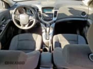 ✅ 2016 Chevrolet Cruze LT • VIN: 1G1PE5SB7G7146322 • Lot: 90947285. Wystawiony na Copart z przebiegiem 135 456 mil. Bezpłatny archiwum sprzedaży aukcyjnych z USA i szczegółowy raport historii pojazdu na DreamBid. Zdjęcie 8.