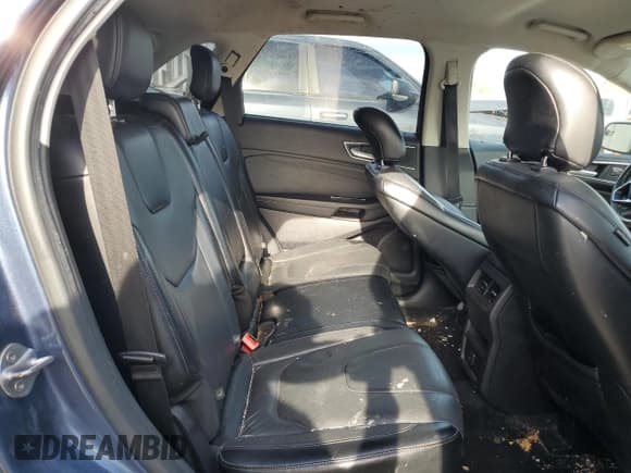 ✅ 2018 Ford Edge Titanium • VIN: 2FMPK4K82JBC02059 • Lot: 83943335. Wystawiony na Copart z przebiegiem Nie podano. Bezpłatny archiwum sprzedaży aukcyjnych z USA i szczegółowy raport historii pojazdu na DreamBid. Zdjęcie 11.