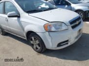 ✅ 2010 Chevrolet Aveo 1LT • VIN: KL1TD5DE0AB096889 • Lot: 42514870. Wystawiony na IAAI z przebiegiem 111 871 mil. Bezpłatny archiwum sprzedaży aukcyjnych z USA i szczegółowy raport historii pojazdu na DreamBid. Zdjęcie 6.