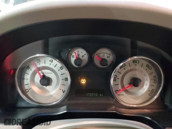 ✅ 2007 Ford Edge SEL • VIN: 2FMDK48C27BA63610 • Lot: 57321775. Wystawiony na Copart z przebiegiem 172 912 mil. Bezpłatny archiwum sprzedaży aukcyjnych z USA i szczegółowy raport historii pojazdu na DreamBid. Zdjęcie 9.