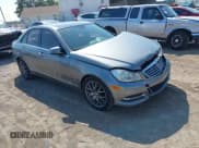 ✅ 2012 Mercedes-Benz C 300 Sport • VIN: WDDGF8BB9CR197914 • Lot: 42187624. Listed on IAAI with 121,196 mi. Free auction sales archive from the USA and detailed vehicle history report at DreamBid. Image 1.