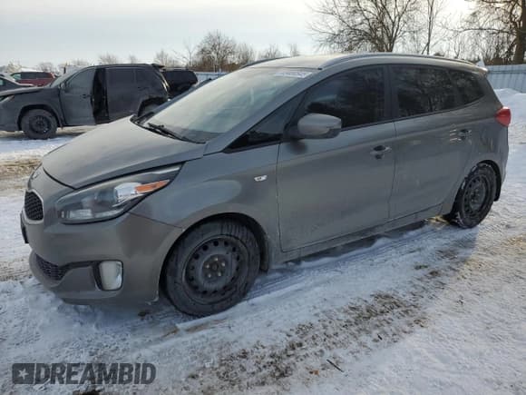 ✅ 2015 Kia Rondo LX • VIN: KNAHT8A36F7115488 • Lot: 43404545. Wystawiony na Copart z przebiegiem 72 920 mil. Bezpłatny archiwum sprzedaży aukcyjnych z USA i szczegółowy raport historii pojazdu na DreamBid. Zdjęcie 1.