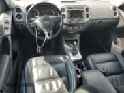 ✅ 2013 Volkswagen Tiguan SE • VIN: WVGBV7AX8DW548874 • Lot: 68422725. Listed on Copart with 120,340 mi. Free auction sales archive from the USA and detailed vehicle history report at DreamBid. Image 8.