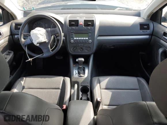 ✅ 2006 Volkswagen Jetta 2.5L • VIN: 3VWRG71K66M818914 • Лот: 66172225. Опубликован ранее на Copart с пробегом 96 418 миль. Бесплатный доступ к архиву аукционных продаж из США и подробный отчёт об истории автомобиля на DreamBid. Изображение 8.