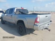 ✅ 2015 Toyota Tacoma PreRunner • VIN: 5TFKU4HN1FX006443 • Lot: 42396815. Listed on IAAI with 176,592 mi. Free auction sales archive from the USA and detailed vehicle history report at DreamBid. Image 3.